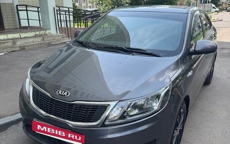 KIA Rio III рестайлинг, 2013 год, 399 999 рублей, 4 фотография