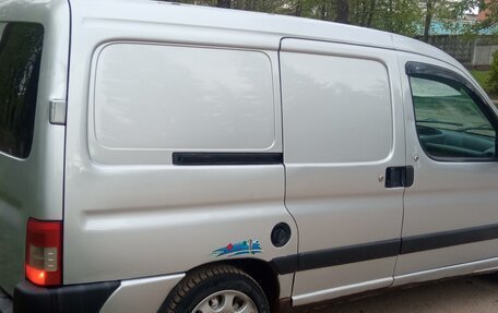 Peugeot Partner II рестайлинг 2, 2011 год, 400 000 рублей, 5 фотография