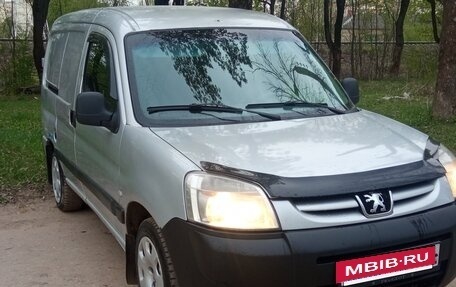 Peugeot Partner II рестайлинг 2, 2011 год, 400 000 рублей, 7 фотография