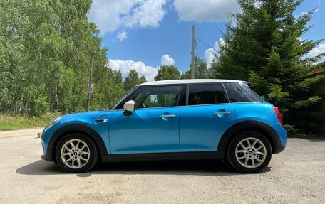 MINI Hatch, 2017 год, 1 990 000 рублей, 5 фотография