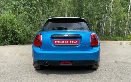MINI Hatch, 2017 год, 1 990 000 рублей, 8 фотография