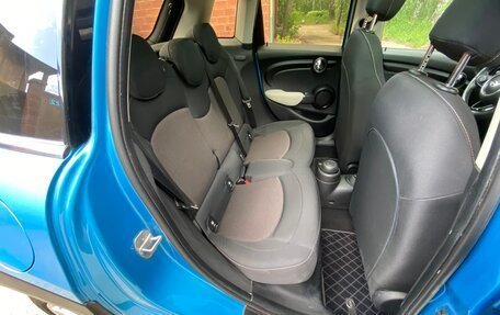 MINI Hatch, 2017 год, 1 990 000 рублей, 24 фотография