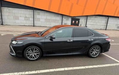 Toyota Camry, 2022 год, 3 300 000 рублей, 1 фотография