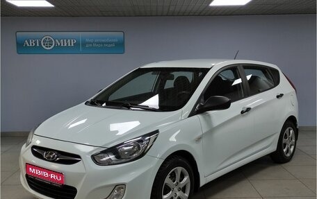 Hyundai Solaris II рестайлинг, 2013 год, 700 000 рублей, 1 фотография