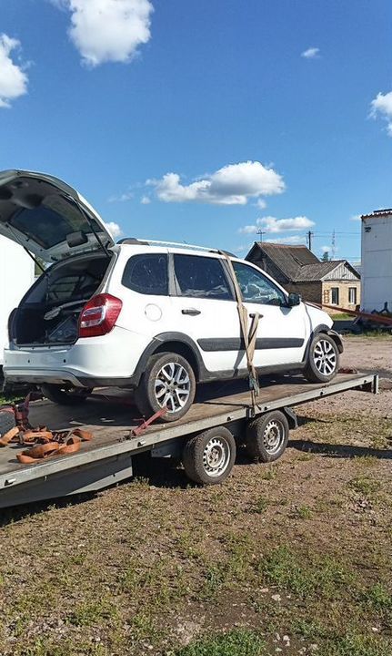 ВАЗ (LADA) Granta Cross, 2019 год, 165 000 рублей, 1 фотография