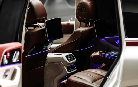 Mercedes-Benz Maybach GLS I, 2023 год, 22 000 000 рублей, 17 фотография