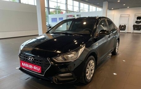 Hyundai Solaris II рестайлинг, 2017 год, 1 180 000 рублей, 7 фотография