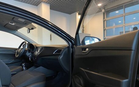 Hyundai Solaris II рестайлинг, 2017 год, 1 180 000 рублей, 26 фотография