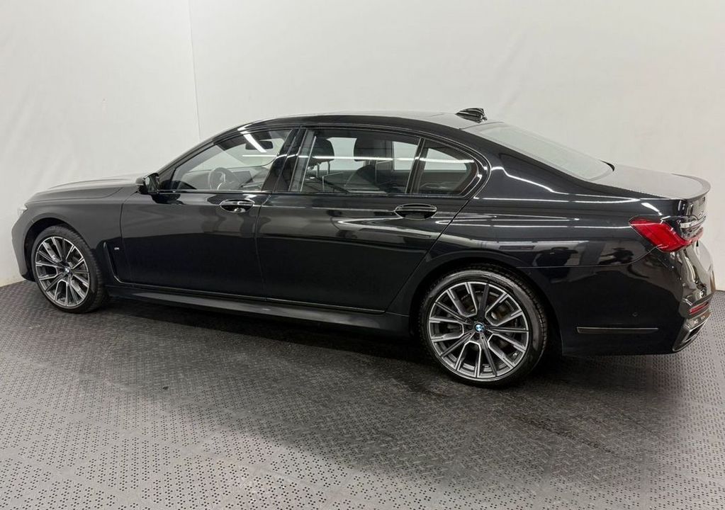 BMW 7 серия, 2021 год, 6 297 000 рублей, 5 фотография