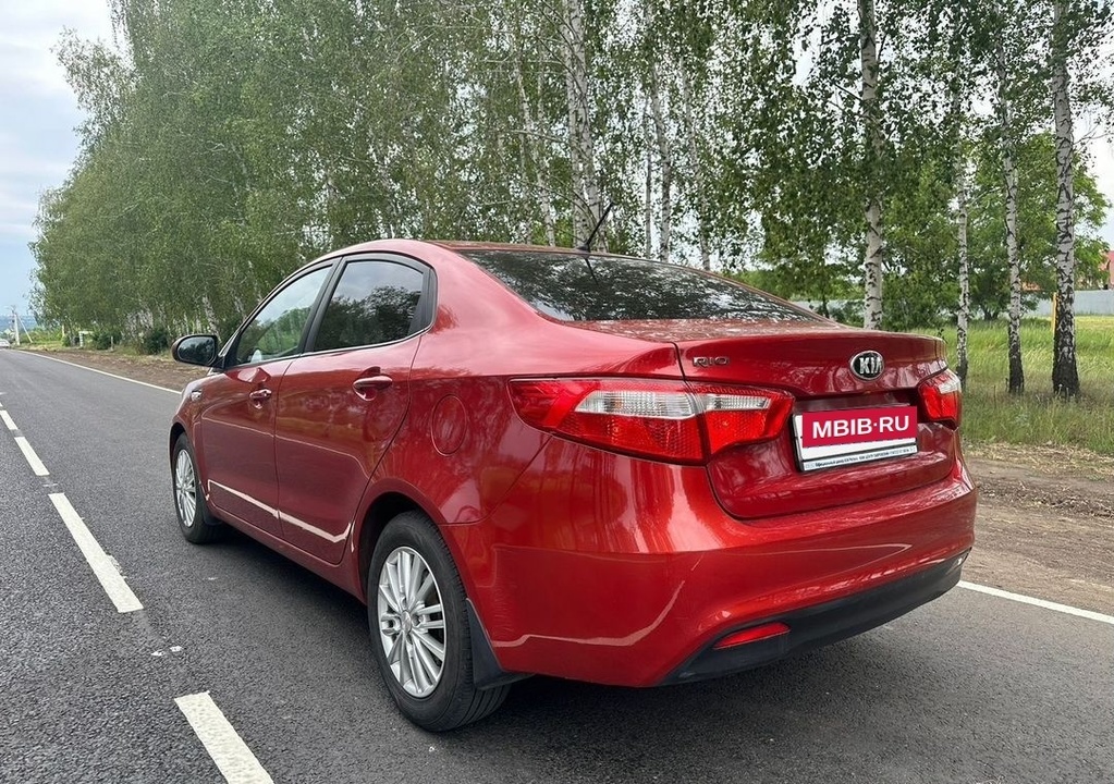 KIA Rio III, 2013 год, 865 000 рублей, 2 фотография