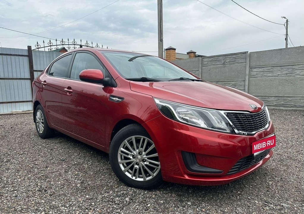 KIA Rio III, 2013 год, 865 000 рублей, 7 фотография