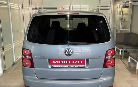Volkswagen Touran III, 2007 год, 475 000 рублей, 3 фотография