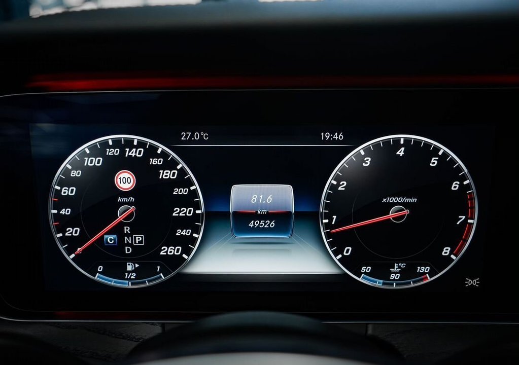 Mercedes-Benz E-Класс, 2017 год, 3 795 000 рублей, 12 фотография