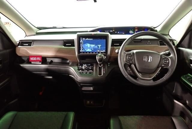 Honda Freed, 2020 год, 1 300 000 рублей, 5 фотография