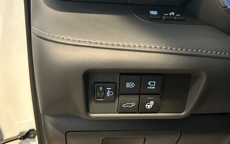 Toyota Highlander, 2025 год, 5 650 000 рублей, 20 фотография