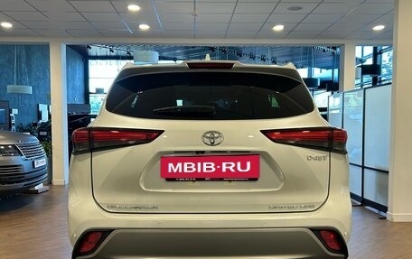 Toyota Highlander, 2025 год, 5 650 000 рублей, 3 фотография