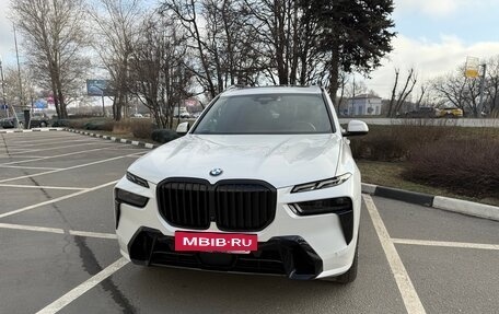 BMW X7, 2022 год, 13 000 000 рублей, 3 фотография