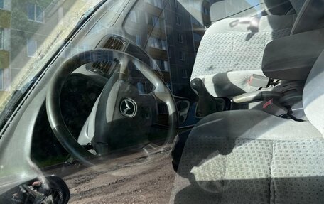Mazda 626, 2000 год, 360 000 рублей, 12 фотография