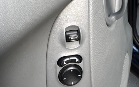 Jeep Liberty (North America) I, 2005 год, 695 000 рублей, 27 фотография
