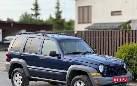 Jeep Liberty (North America) I, 2005 год, 695 000 рублей, 16 фотография