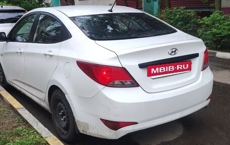 Hyundai Solaris II рестайлинг, 2015 год, 520 000 рублей, 4 фотография