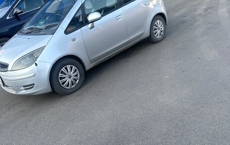 Mitsubishi Colt VI рестайлинг, 2003 год, 430 000 рублей, 2 фотография