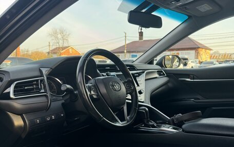 Toyota Camry, 2019 год, 2 550 000 рублей, 11 фотография