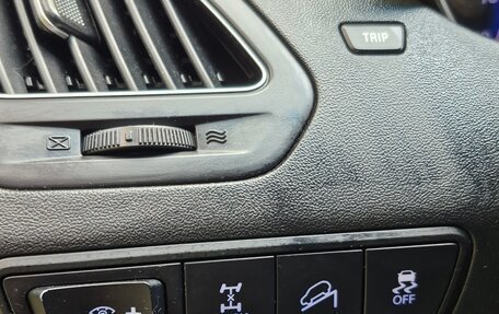 Hyundai ix35 I рестайлинг, 2011 год, 1 280 000 рублей, 10 фотография