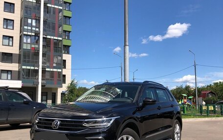 Volkswagen Tiguan II, 2021 год, 3 300 000 рублей, 4 фотография
