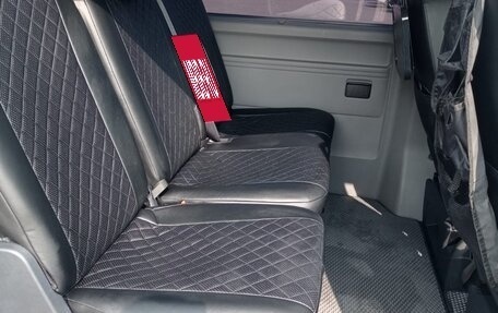 Volkswagen Caravelle T6 рестайлинг, 2020 год, 5 700 000 рублей, 9 фотография