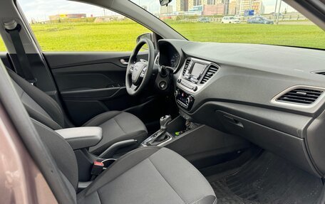 Hyundai Solaris II рестайлинг, 2018 год, 1 190 000 рублей, 8 фотография