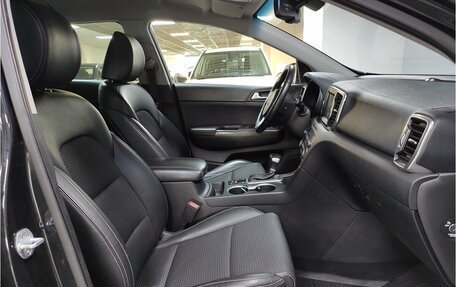 KIA Sportage IV рестайлинг, 2017 год, 1 899 000 рублей, 10 фотография