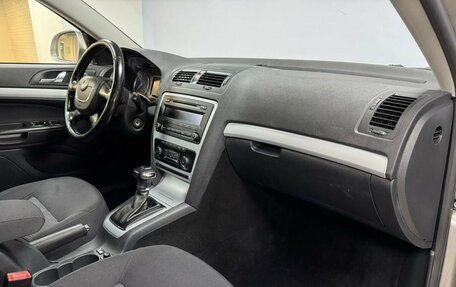 Skoda Octavia, 2011 год, 680 000 рублей, 12 фотография