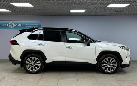Toyota RAV4, 2019 год, 2 797 000 рублей, 8 фотография
