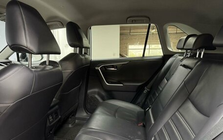 Toyota RAV4, 2019 год, 2 797 000 рублей, 14 фотография