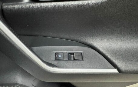 Toyota RAV4, 2019 год, 2 797 000 рублей, 15 фотография