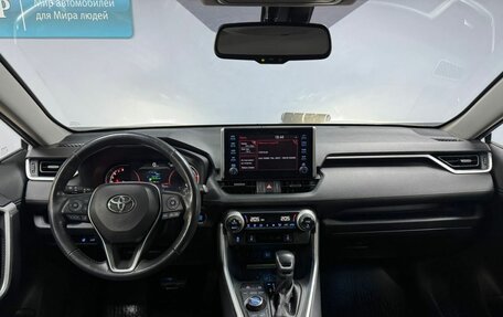 Toyota RAV4, 2019 год, 2 797 000 рублей, 19 фотография