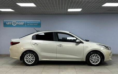 KIA Rio IV, 2018 год, 880 000 рублей, 4 фотография