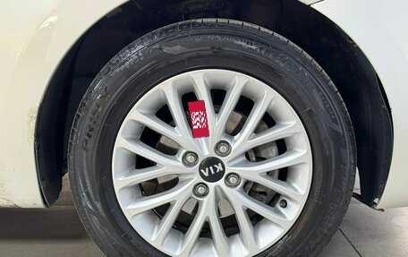 KIA Rio IV, 2018 год, 880 000 рублей, 9 фотография