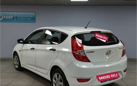Hyundai Solaris II рестайлинг, 2013 год, 700 000 рублей, 7 фотография
