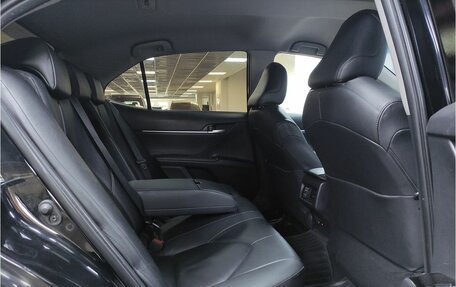 Toyota Camry, 2020 год, 2 120 000 рублей, 11 фотография