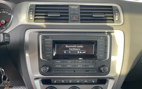 Volkswagen Jetta VI, 2017 год, 1 311 000 рублей, 5 фотография