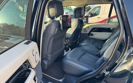 Land Rover Range Rover IV рестайлинг, 2018 год, 10 000 000 рублей, 9 фотография