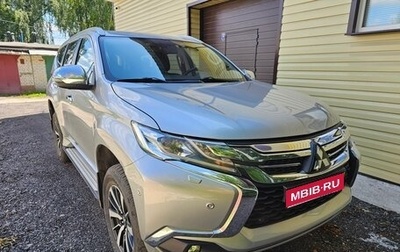 Mitsubishi Pajero Sport III рестайлинг, 2017 год, 2 990 000 рублей, 1 фотография