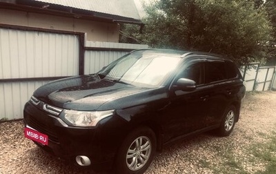 Mitsubishi Outlander III рестайлинг 3, 2014 год, 1 200 000 рублей, 1 фотография