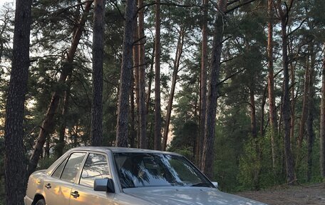 Mercedes-Benz W124, 1990 год, 320 000 рублей, 5 фотография