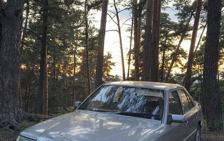 Mercedes-Benz W124, 1990 год, 320 000 рублей, 3 фотография