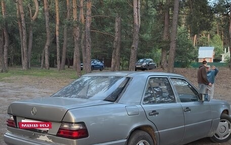 Mercedes-Benz W124, 1990 год, 320 000 рублей, 7 фотография