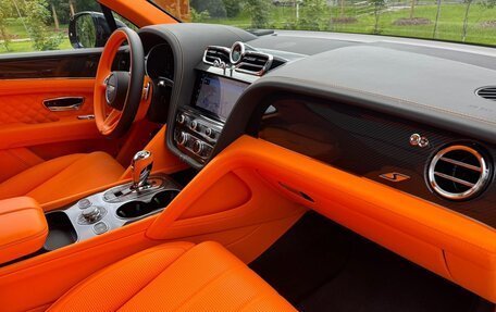 Bentley Bentayga I, 2024 год, 48 000 000 рублей, 8 фотография