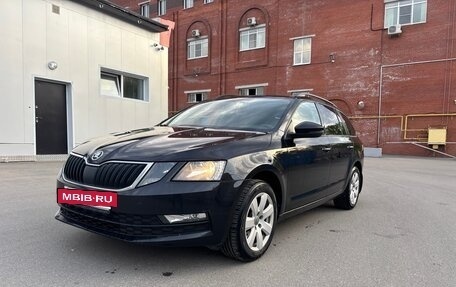 Skoda Octavia, 2019 год, 1 840 000 рублей, 2 фотография